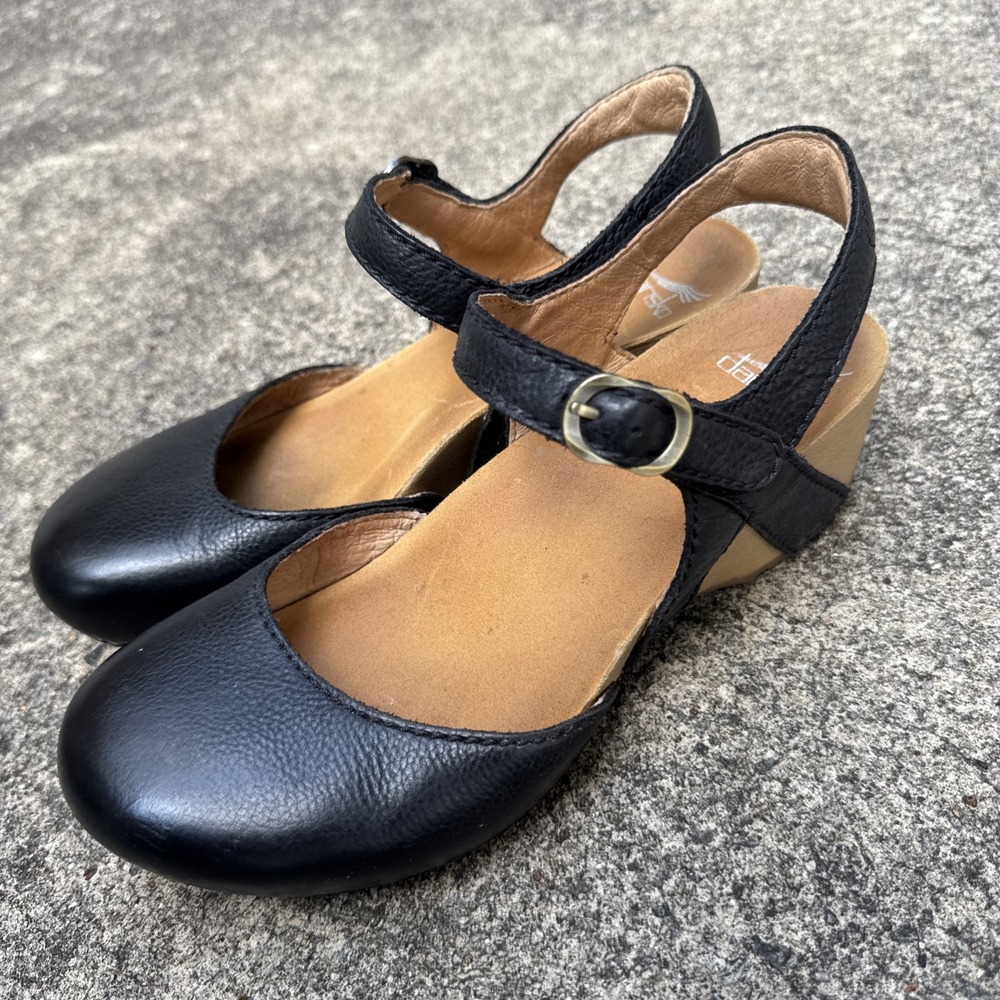 Dansko Tiffani Leather Clog Sandal Women's EU 39 (8.5 US) Black Mary Jane Shoes